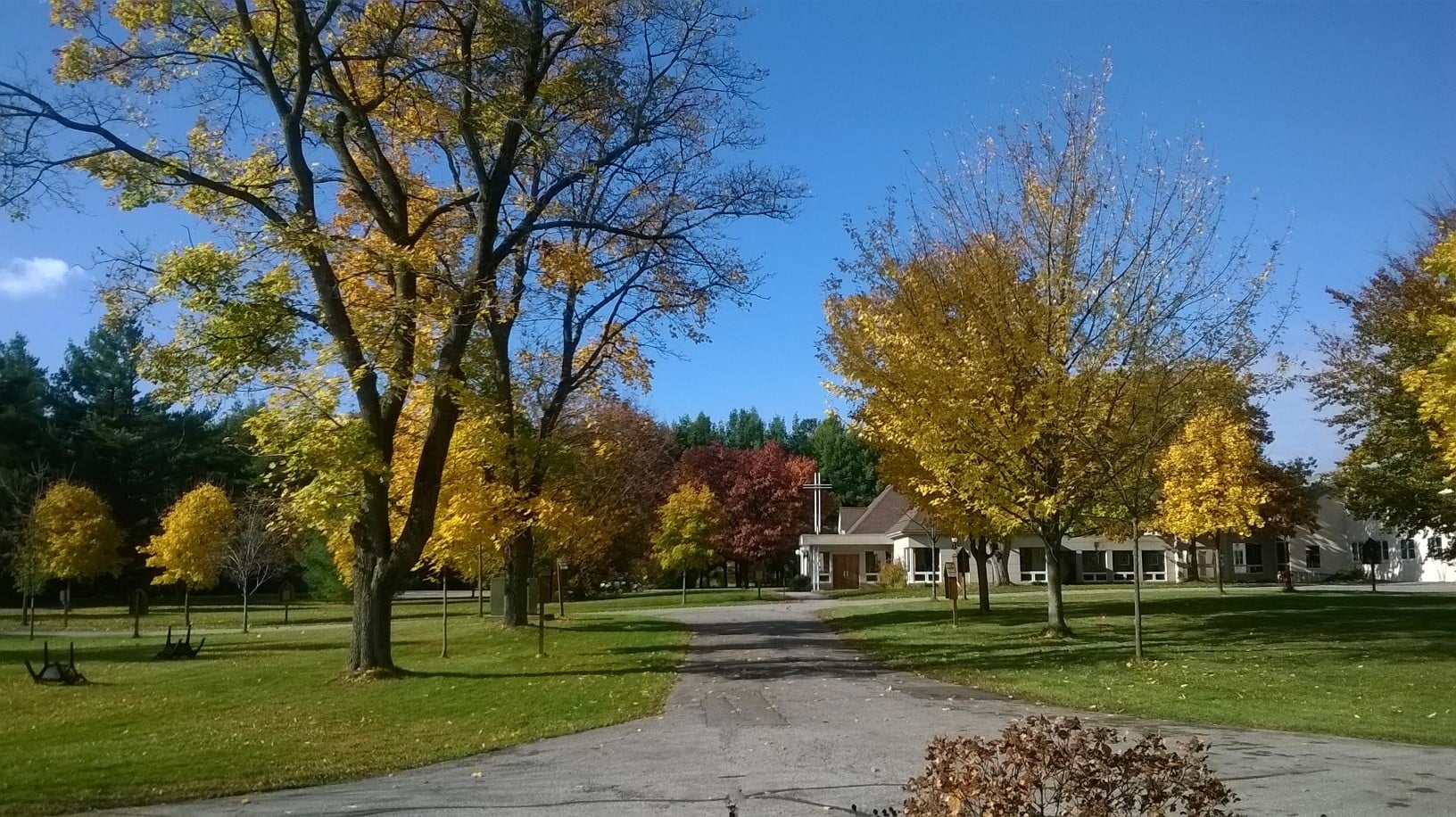 FallChapel-Grounds
