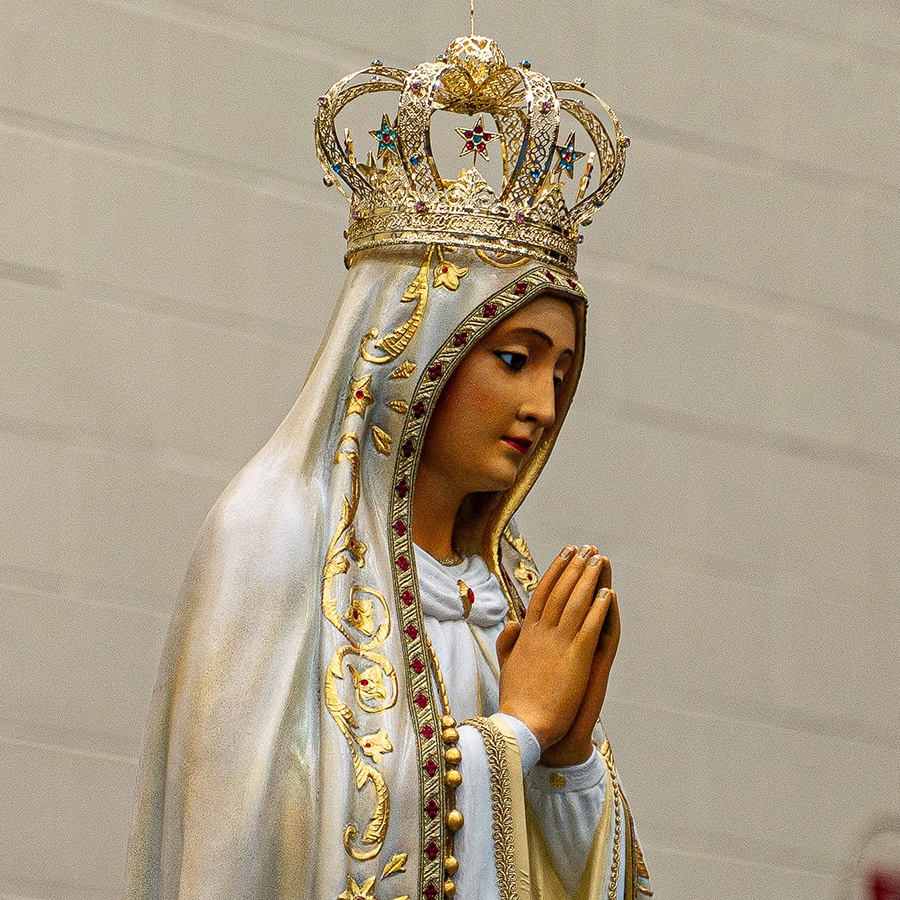 A Day With Mary - Our Blessed Mother